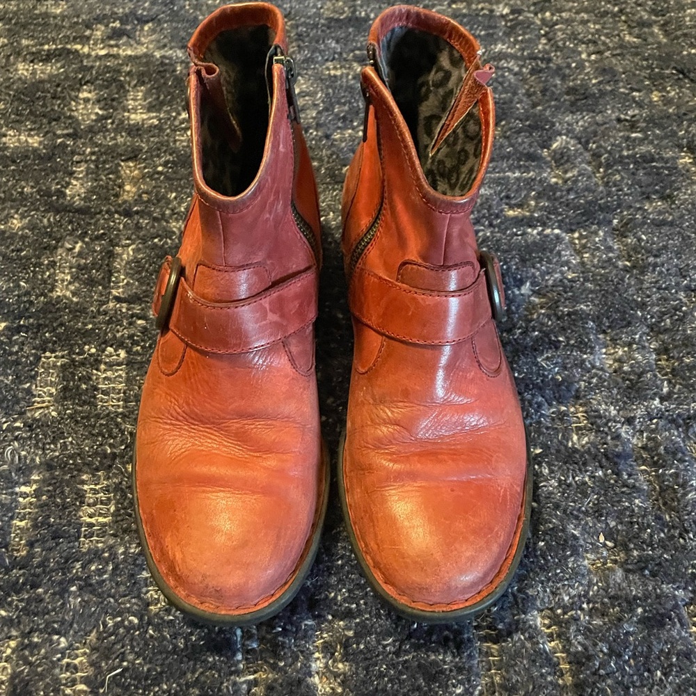 Born bootie
